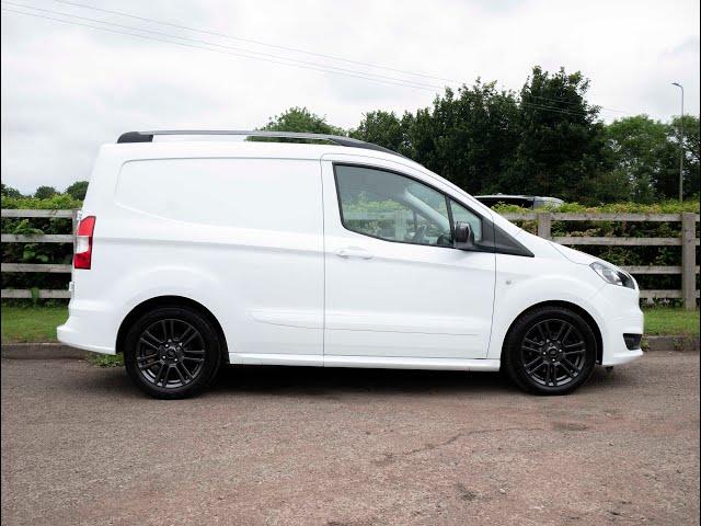 Ford Transit Courier Sport