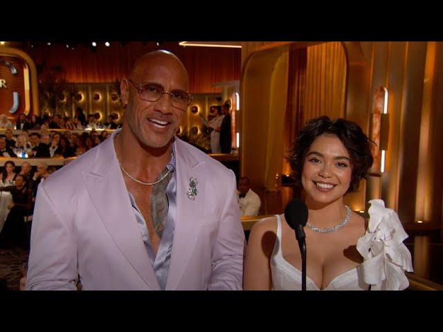 Dwayne Johnson & Auliʻi Cravalho Present Supporting Female Actor–Motion Picture|82nd Golden Globes