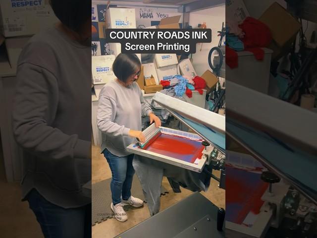 #smallbusiness #screenprinting #manualscreenprinting #textileprinting #silkscreenprinting #printing