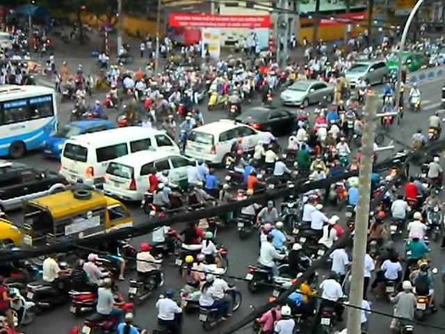 Crazy Saigon Traffic