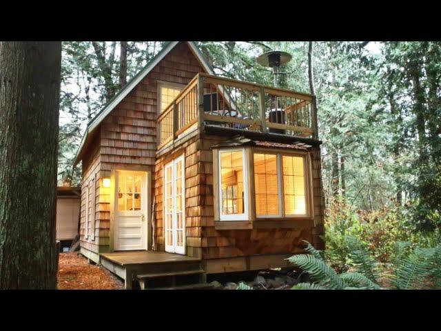 ROMANTIC ADORABLE GARDEN GINGERBREAD COTTAGE | Beautiful Small House Design