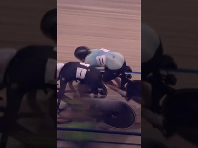 NEWCOMER STRIKES AGAIN! Alina Lysenko stuns Olympic champion Ellesse Andrews in the women's sprint!
