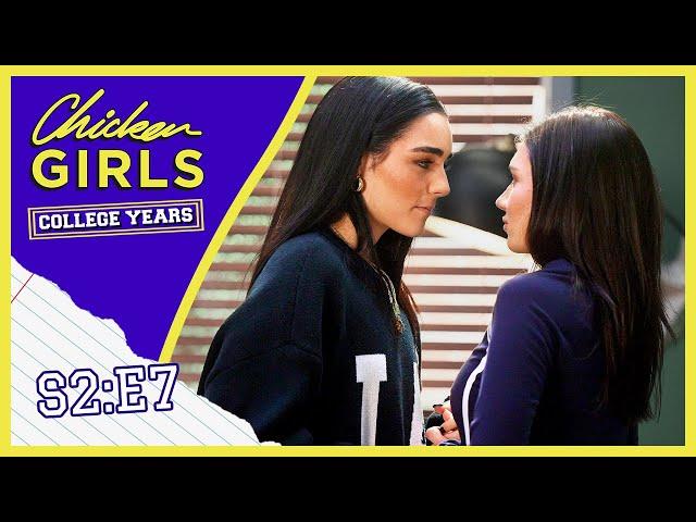 THE KISS | CHICKEN GIRLS: COLLEGE YEARS | Season 2, Ep. 7