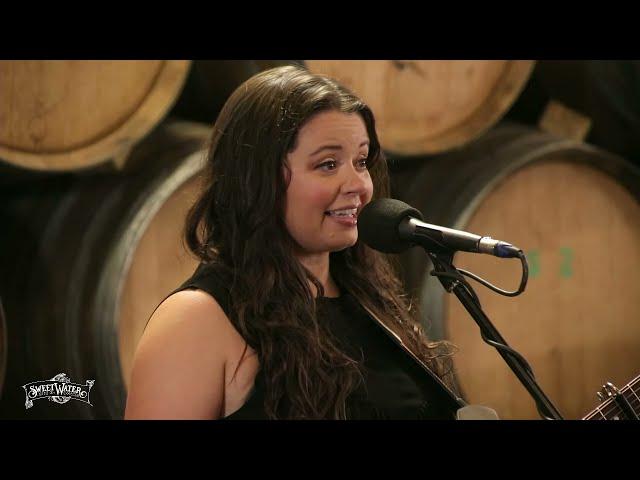 Emily Scott Robinson live at Paste Studio on the Road: Atlanta (SweetWater Brewing Co.)