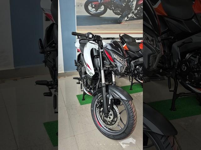 brand new bajaj pulsar NS200 whitecolor   bike  #foryou #video @ymnvlogs