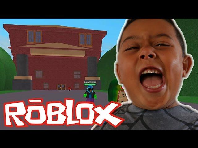 HELPING MINI ME GET OUT OF SCHOOL | Escape School (ROBLOX) Gameplay