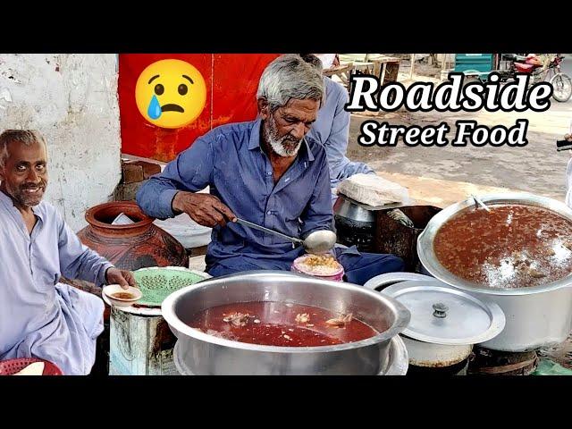 80 Years Old Chacha ji Selling Breakfast Chanay  | Hafizabad | Street food pakistan