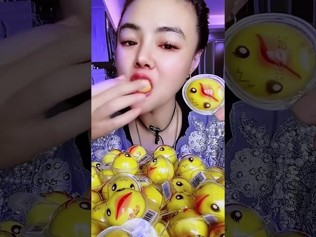 enak yellow duck jelly ball so yummy