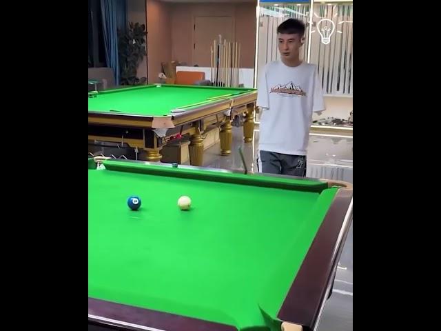 Armless pool player is shattering every expectation!