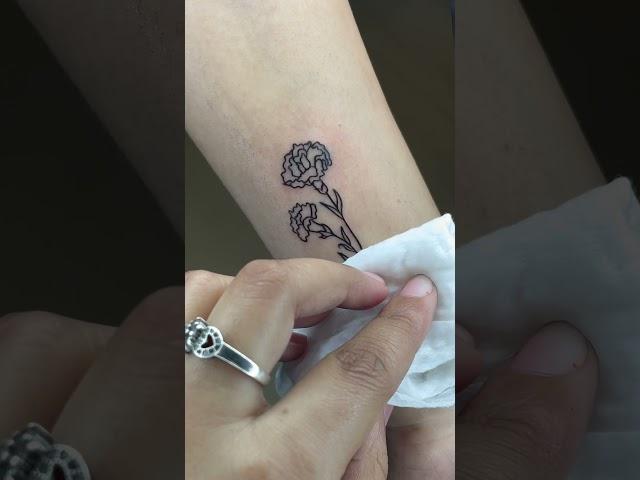 “Beautiful Flower Tattoo Designs | Symbolic Flower Tattoos”