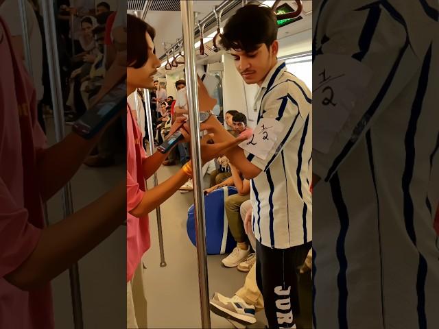 oye Sorry Bol  pav kilo ka hath  prank in metro