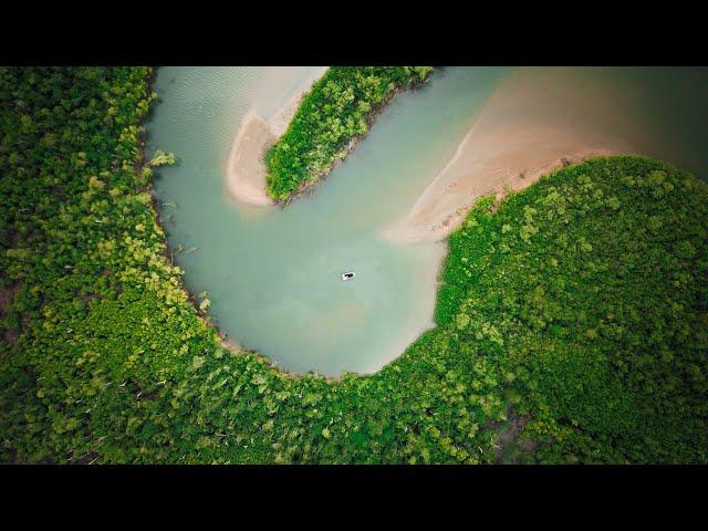 Exploring Tropical Coastal Creeks - Living The Dream - Living On The Road