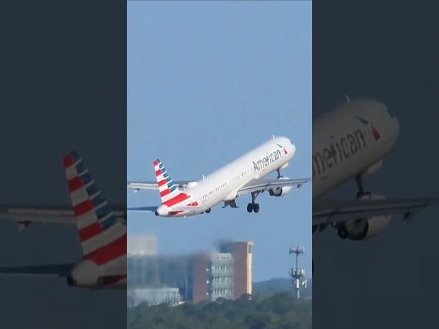 American Airlines️ Airbus A321 Takeoff