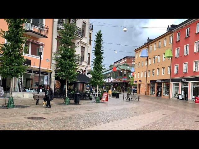 Stockholm Walks: Södertälje. Swedish street life on a rainy Monday in August