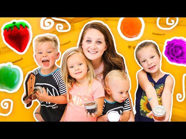 EASY KID-FRIENDLY DIY FRUIT SNACKS!