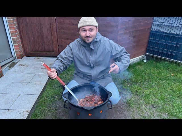 Das härteste Video meines Lebens ! (Gulasch im Kazan)