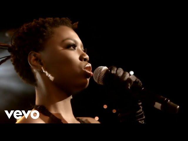 Lira - Ixesha (Live at Carnival City, Johannesburg, 2009)