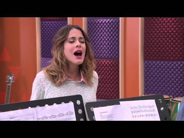 Violetta: Fede y Vilu cantan ¨Algo Se Enciende¨ (Ep 77 Temp 2)