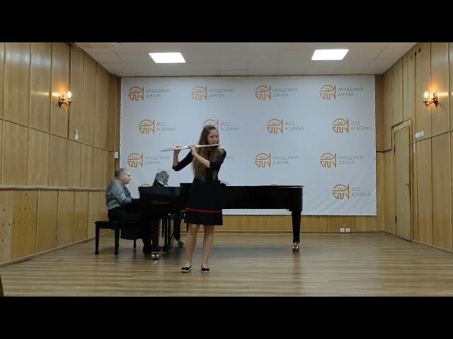 В.Попп Вальс на темы из оперы Травиата исполняет Альбина Бойко, 14 лет