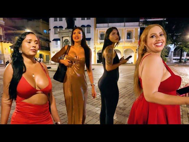  Nightlife in Cartagena Colombia 4K - Latin Girls After Dark 3 AM