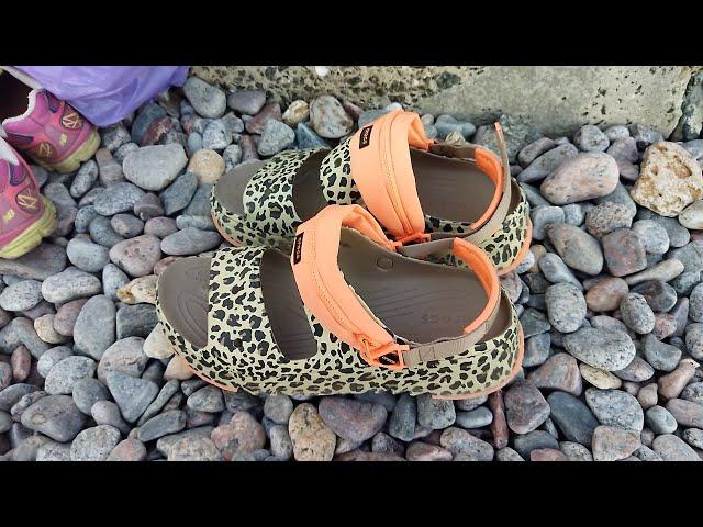 Не покупай кроксы (Crocs), пока не посмотришь это видео