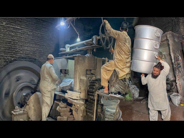 Process of Making Biggest Cooking Pots | Aluminium Recycling Process to Use Pots Pan factory process