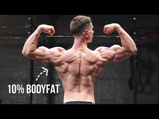 How I Stay Lean Year Round (Diet & Training)