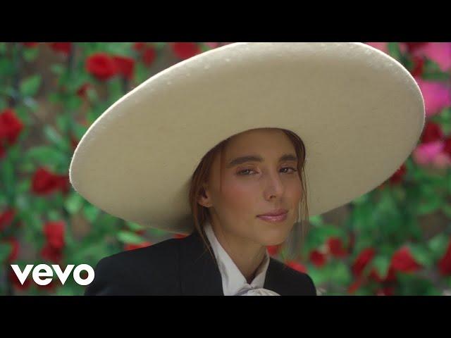 Majo Aguilar - No Voy A Llorar (Video Oficial)