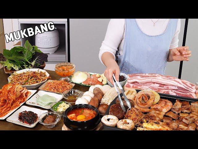 Mukbang :) Korean pork belly table(samgyeopsal)