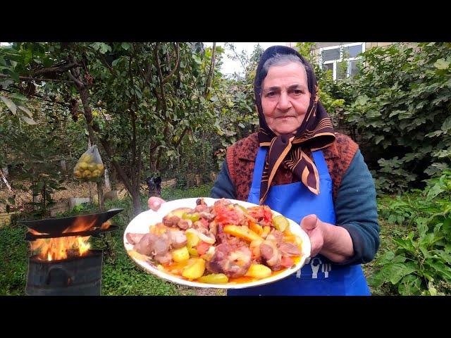 Grandma cooked lamb strew in the garden.Village Life Vlog