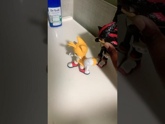 Shadow got beef with tails #6ix9ine #milestailsprower #tailsprower #sonicstopmotion #sonicfigures