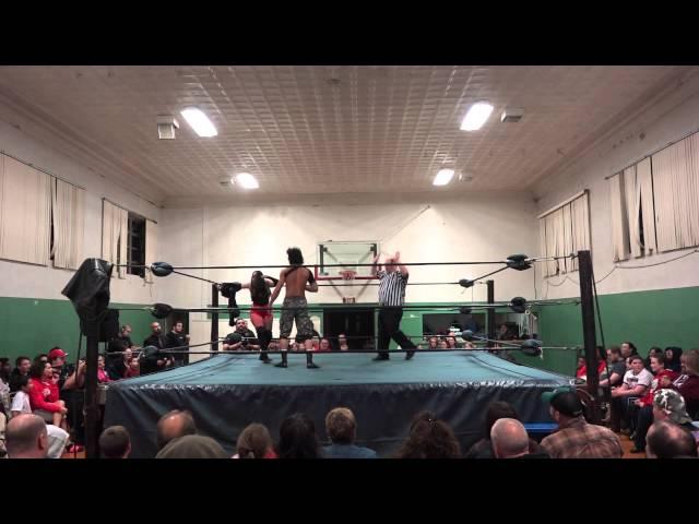 CRW : 11/14/2015 - LEXA ROSE vs TRIGGER!