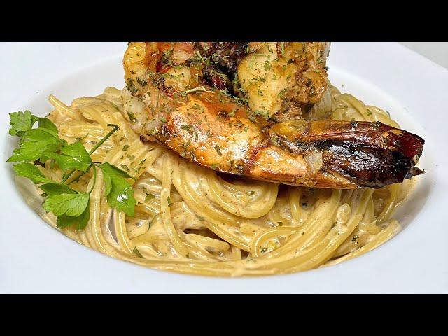 THIS SPAGHETTI IS SOO CREAMY! CHECK IT OUT!  #alfredo #spaghetti