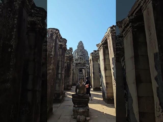 Online Guide Temple , Bayon Temple in Siem Reap Cambodia !!!