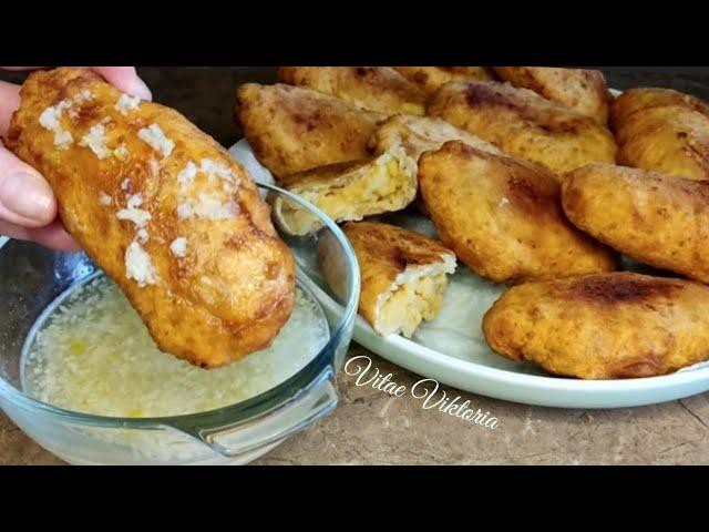 ПИРІЖКИ з ГОРОХОМ та часниковою підливкою/PIES with PEAS and garlic gravy