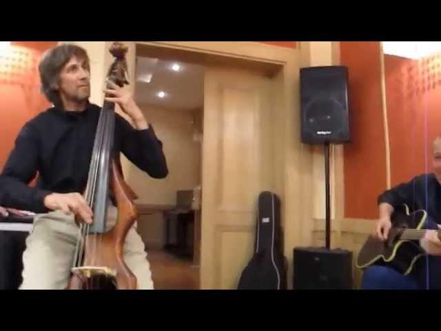 Trip Trio in Riga (MASKAVAS NAMS) vestibulum