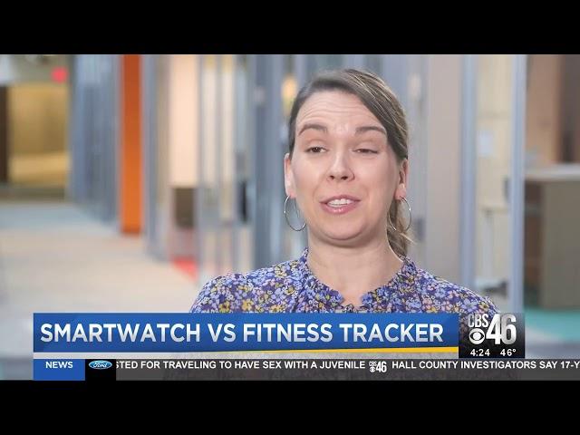 Smartwatch vs Fitbit Tracker