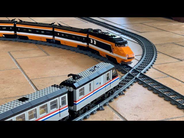 High Speed LEGO Train Crash between LEGO Horizon Express 10233 and Metroliner 4558/10001