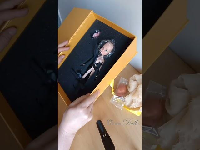 Unboxing bjd doll