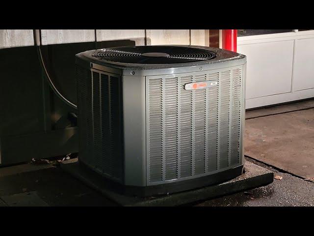 New Frozen up 2021 3 ton Trane XR14 Heat Pump Running in Heat Mode