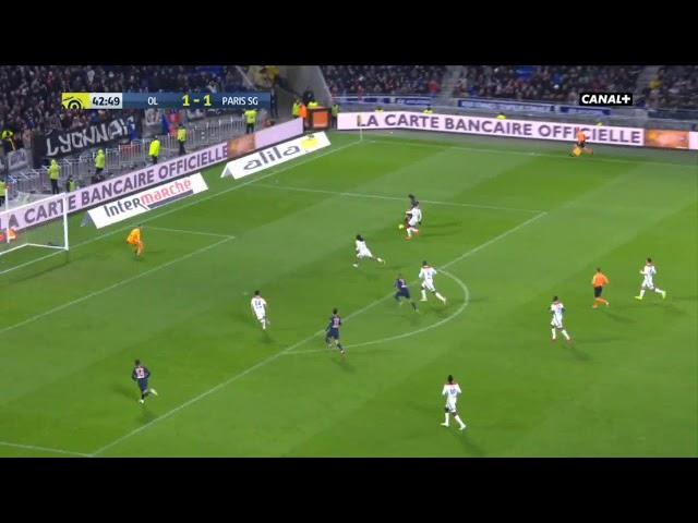 Jason Denayer (Lyon) goal line clearance against PSG 43'