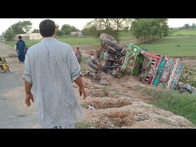 Rod accident live || Saim Nadeem || village villoge videos villoger