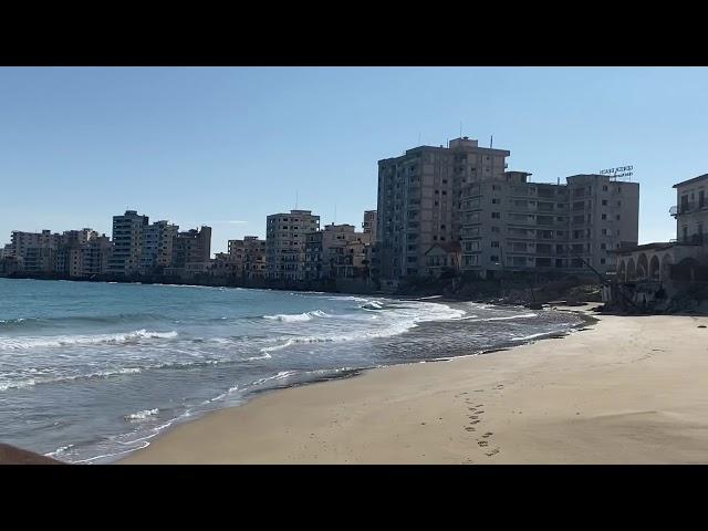 Пляж мертвого города на Кипре .... заброшка, город пустует 46 лет.....