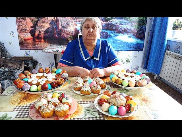 Крашу яйца к Пасхе только так с живой травой и луковой шелухе с листьями роз распаренными в кипятке