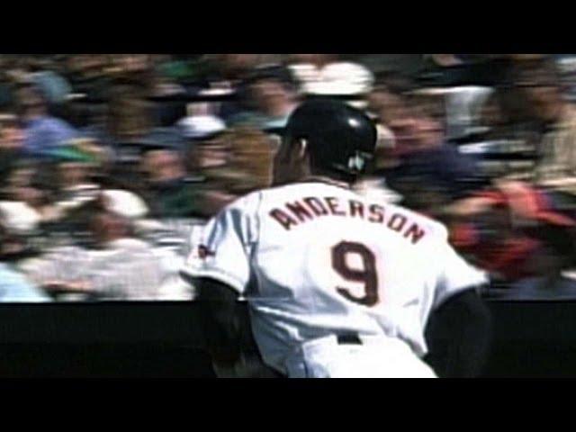 TEX@BAL: Anderson blasts a homer onto Eutaw St.