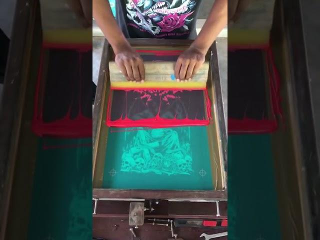 Screen Printing Halftones.                    #screenprint #screenprinting #shorts