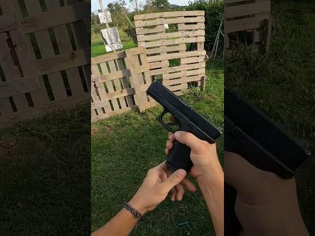 UMAREX GLOCK 19   AIRSOFT