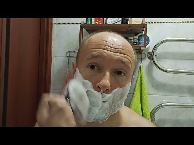 Масло до бритья (pre-shave) Floid на обзоре. Мыло ТДС, станок R41.