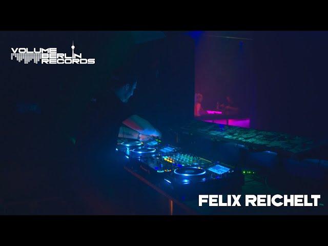 Felix Reichelt @ Der Weiße Hase 02.02.2024 | Antrieb #20 by Volume Berlin Records