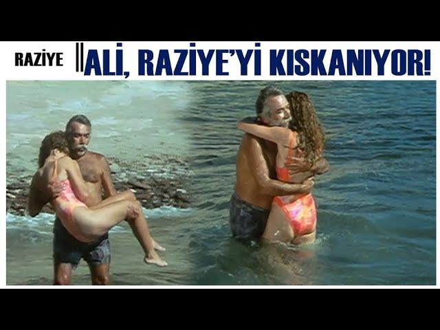 Raziye Türk Filmi | Ali, Raziye'yi Dayısından Kıskanıyor!